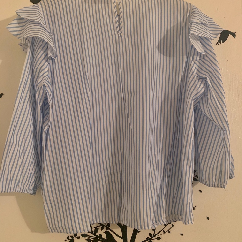 Striped Ruffle Blouse - Picture 4 of 4